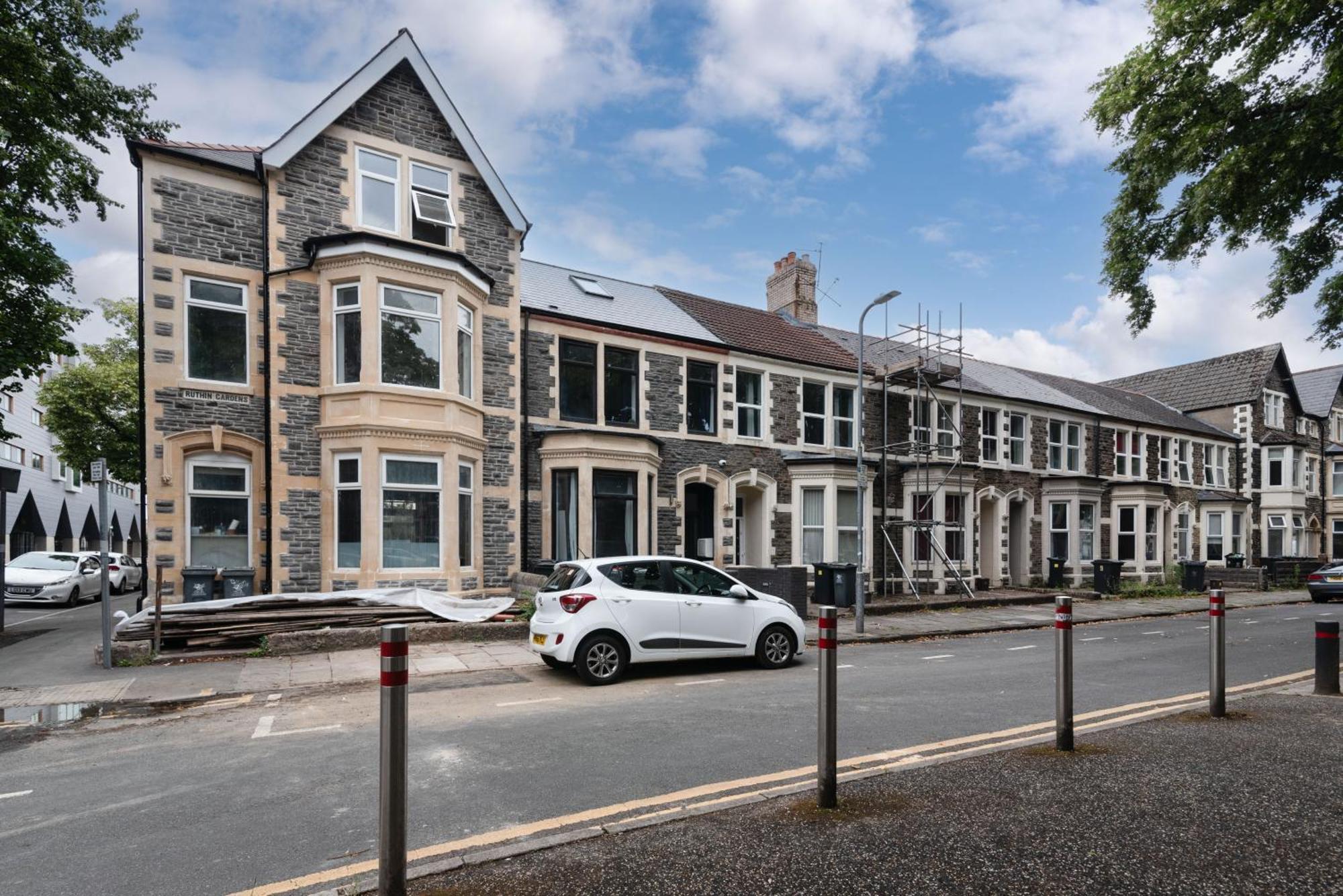 Luxury Apartments In Cardiff City Centre Exterior photo