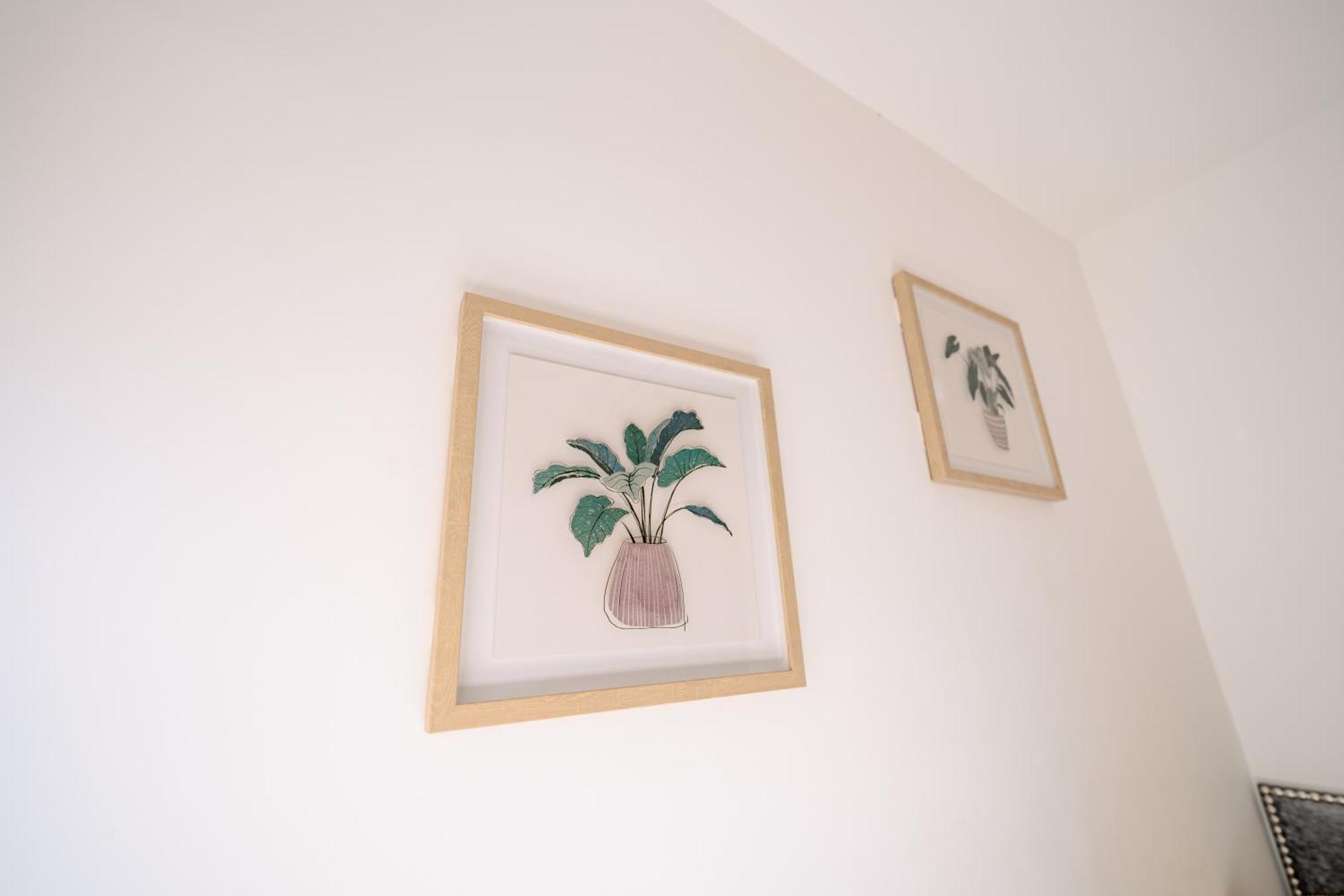 Luxury Apartments In Cardiff City Centre Room photo